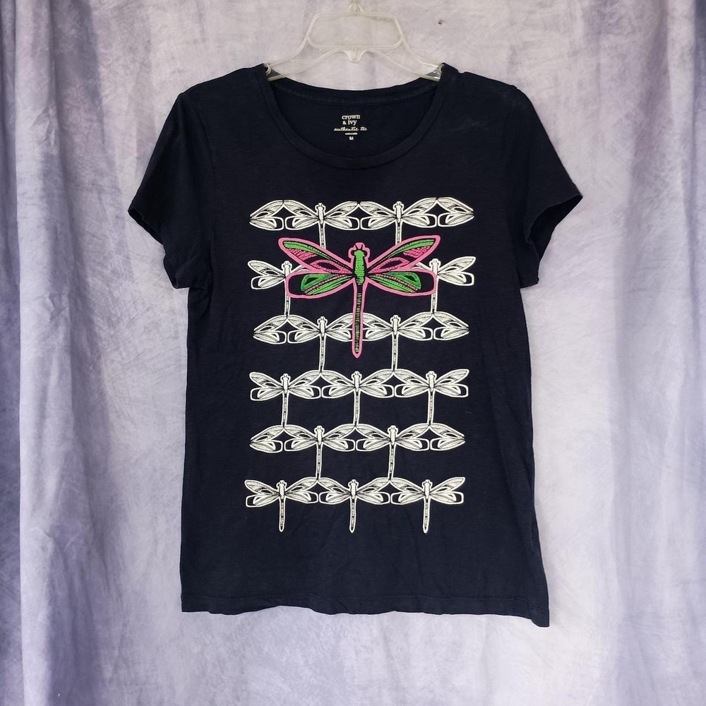 Crown & Ivy Dragonfly Graphic T-Shirt Women's Embroidered Neon